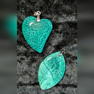 2 Pc. Vibrant Teal Snake Skin Agate Pendant Beads